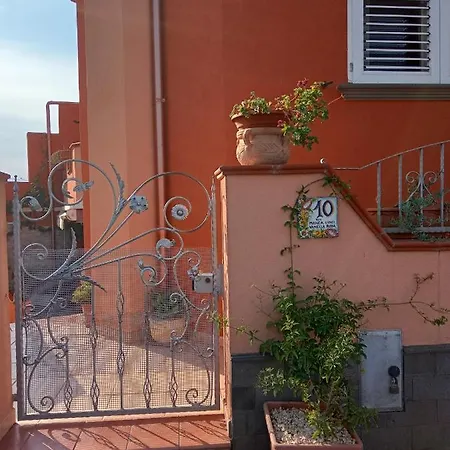 Casa Le 2 Isole Apartment Suni