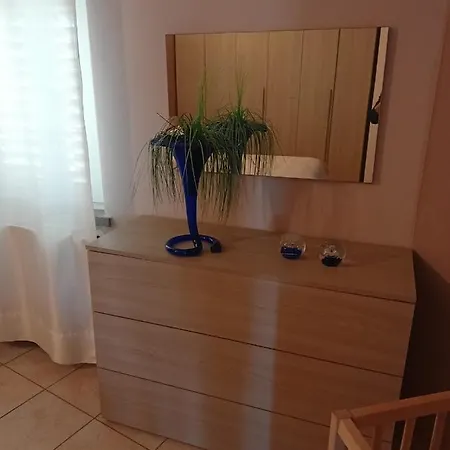 Casa Le 2 Isole Apartment *